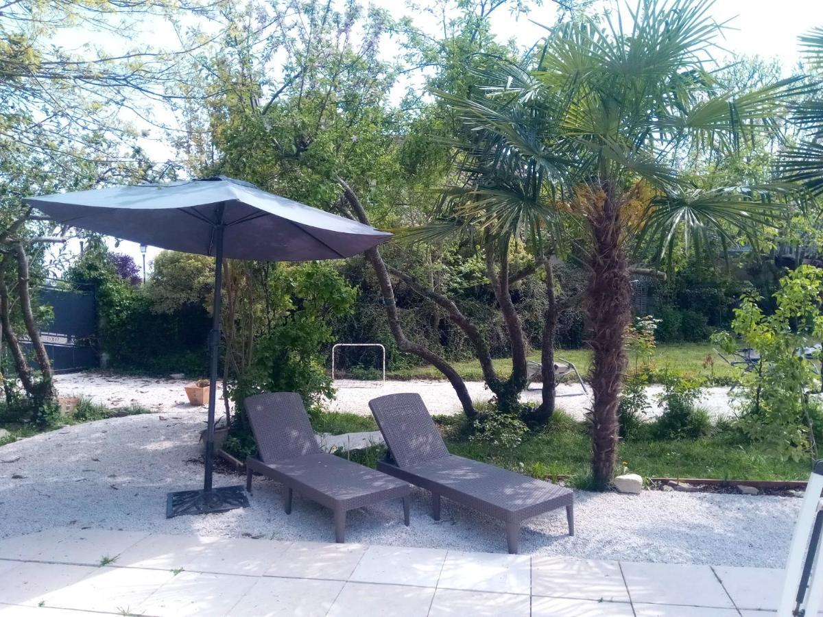 Maison Grandes Chambres Avec Cuisine -Jardin -Terrasse-Bbq Bastanes Екстериор снимка